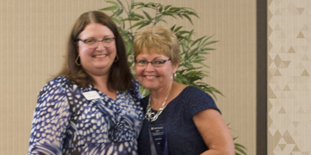 Mosaic President and CEO Linda Timmons and Ambassador of the Year Gayle Bortz.