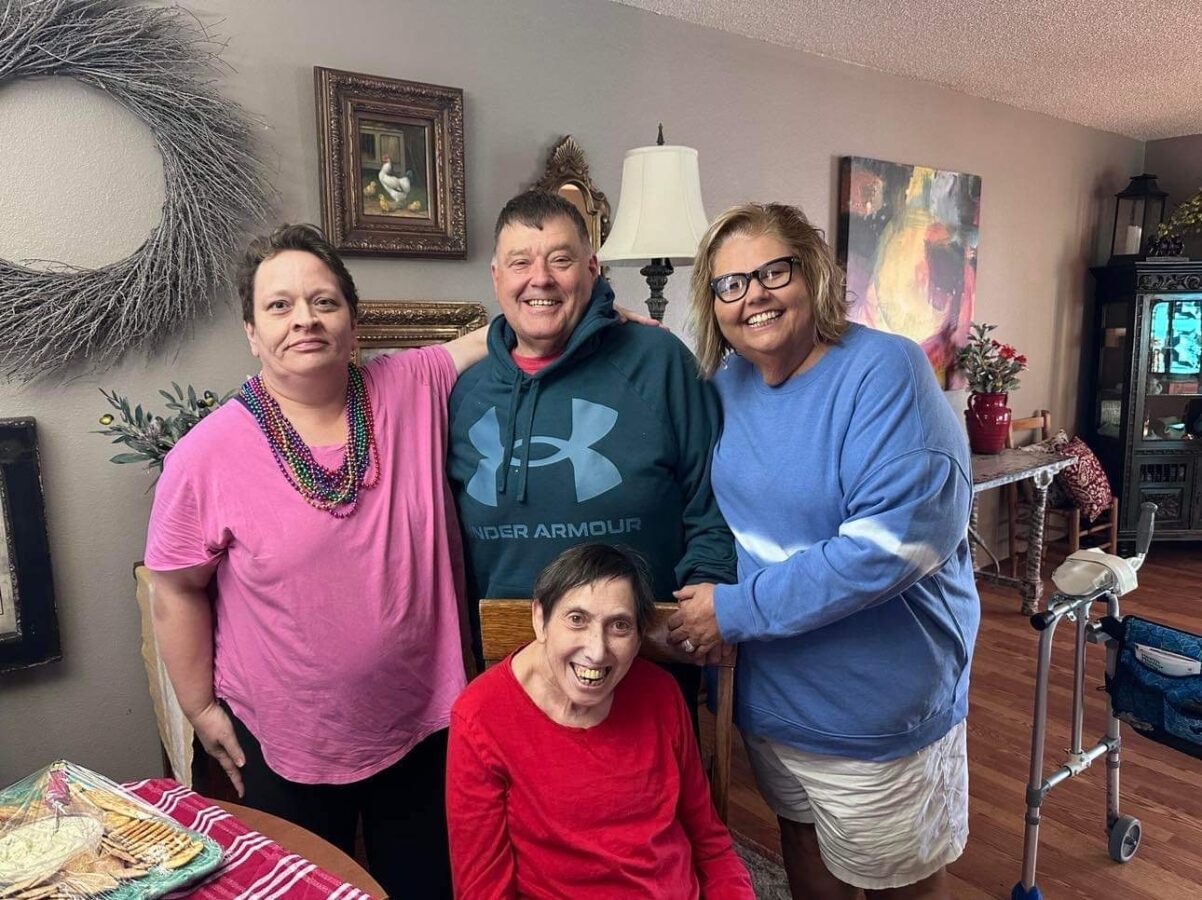 Clockwise_ Erin-Debbie's fiance Kenneth-Debbie-Dorothy